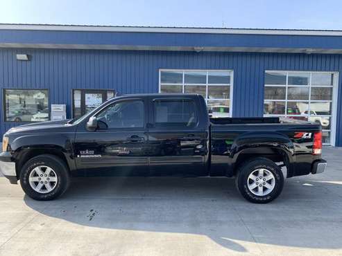 2012 GMC Sierra 1500 4x4 - - by dealer - vehicle for sale in Grand Forks, ND