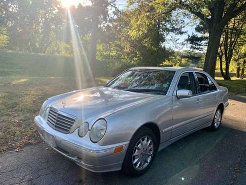 2000 Mercedes Benz E320! Beautiful vehicle! - - by for sale in Elizabeth, NY