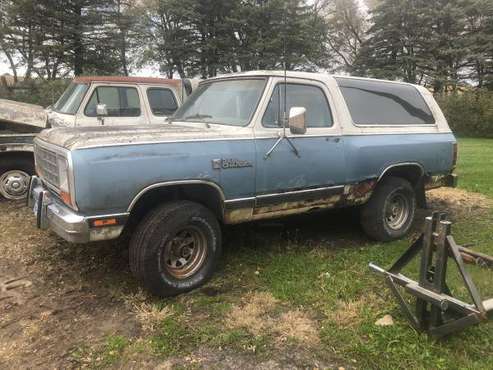 1984 Dodge Ramcharger Barn find fixer upper parts truck for sale for sale in Mankato, MN