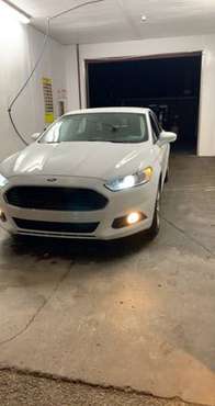2014 Ford Fusion SE - cars & trucks - by owner - vehicle automotive... for sale in Honesdale, PA