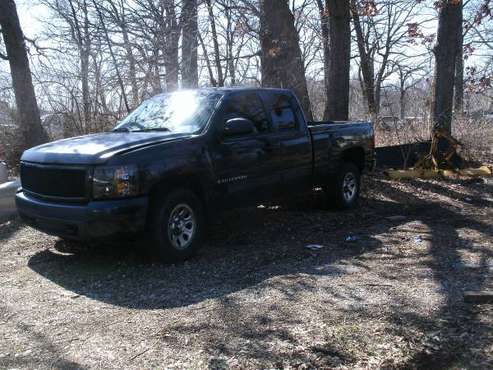 2007 CHEVY SILVERADO EXT CAB NEW STYLE - - by dealer for sale in Merrillville, IL