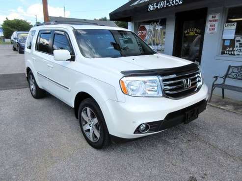 2012 Honda Pilot Touring 2WD 5-Spd AT with DVD - cars & trucks - by... for sale in Knoxville, TN