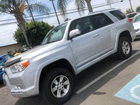 12' Toyota 4Runner SR5 4x4, Auto, Leather, Moonrooof, Must see Clean ! for sale in Visalia, CA