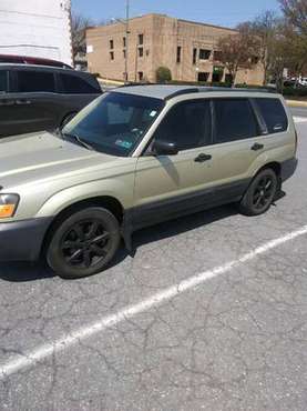 2004 subaru forester AwD for sale in Lancaster, PA