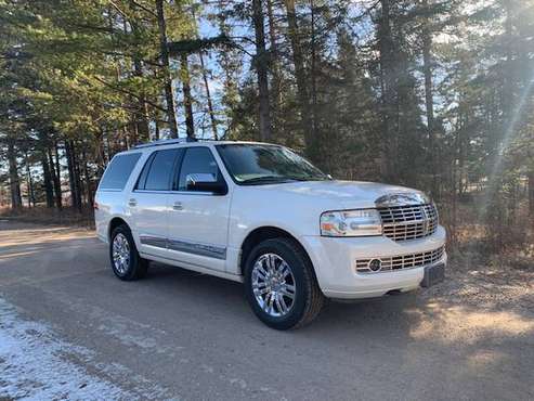 Exceptional 2008 Navigator - cars & trucks - by owner - vehicle... for sale in Solway, MN