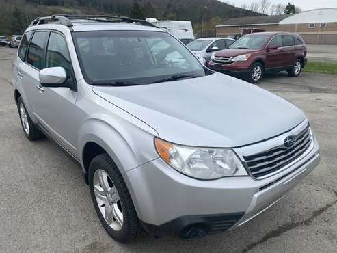 2010 Subaru Forester 2 5X Premium, Manual Trans, Sunroof! - cars & for sale in ENDICOTT, NY