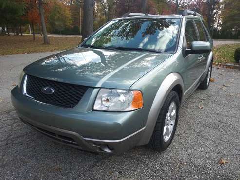 2007 Ford Freestyle SLE - cars & trucks - by owner - vehicle... for sale in Mishawaka, IN