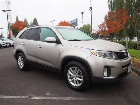 2015 Kia Sorento LX LX SUV - cars & trucks - by dealer - vehicle... for sale in Vancouver, OR