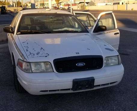 2004 Crown Vic for sale - cars & trucks - by owner - vehicle... for sale in Las Vegas, NV