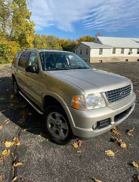 2004 Ford Explorer Limited - cars & trucks - by owner - vehicle... for sale in Elkhart, IN