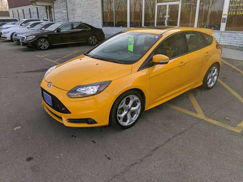 2013 Ford Focus ST - cars & trucks - by dealer - vehicle automotive... for sale in Evansdale, IA