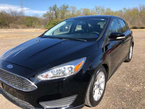2017 Ford Focus Hatchback SE $5500 cash - cars & trucks - by owner -... for sale in San Antonio, TX