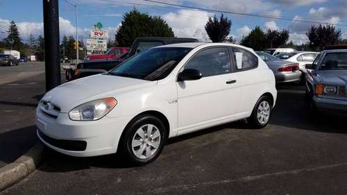 2009 Hyundai Accent GS Hatchback for sale in Coos Bay, OR