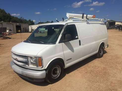 Chevy Van 2000 3/4 ton / just retired from at&t runs great LOW MILES for sale in Pearl, LA
