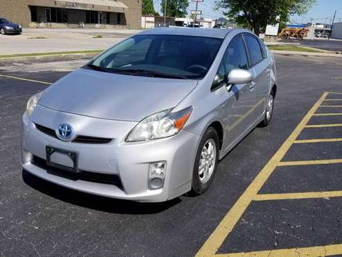 2010 Toyota Prius IV Excellent Gas Mileage - Leather & Loaded! for sale in Tulsa, OK