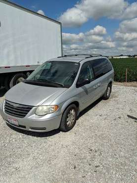 2007 Town and Country for sale in Wapakoneta, OH