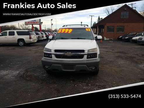 2002 CHEVROLET AVALANCHE FREE LAYAWAY - cars & trucks - by dealer -... for sale in Detroit, MI
