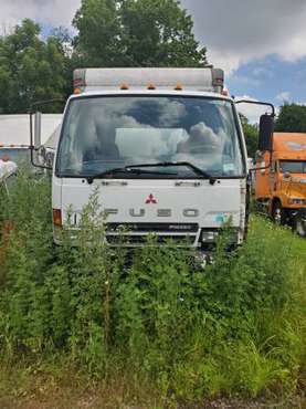 2005 MITSUBISHI FUSO FM61F 20' BOX TRUCK - cars & trucks - by dealer... for sale in Cold Spring, NY