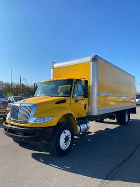 2015 Internationl 4300, 26Ft Box - cars & trucks - by owner -... for sale in west chester, IN