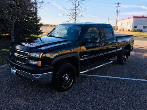 2005 Chevy 2500 HD - cars & trucks - by owner - vehicle automotive... for sale in Minneapolis, MN