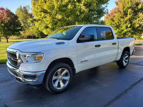 2019 RAM 1500 4x4 Crew Cab 5.7 HEMI (new style) for sale in Rives Junction, MI