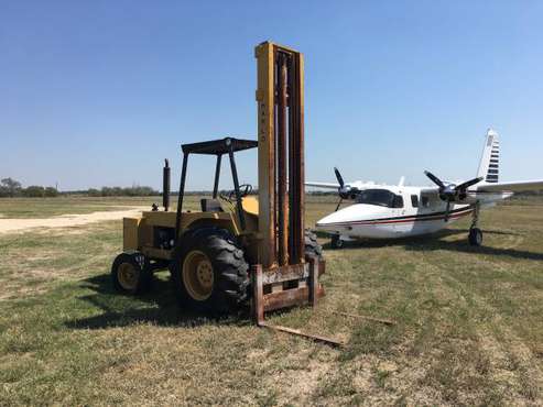 FORKLIFT ROUGH TERRAIN - cars & trucks - by owner - vehicle... for sale in Seguin, TX