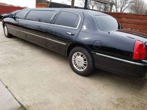 6PK Limousine - cars & trucks - by owner - vehicle automotive sale for sale in Addison, TX
