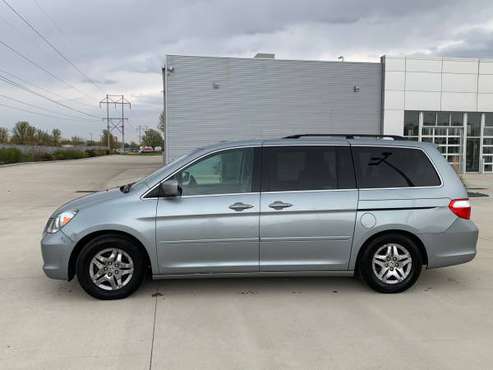 Rare Find 2007 Honda Odyssey with Bruno Valet Plus Signature Seat for sale in Lafayette, IN