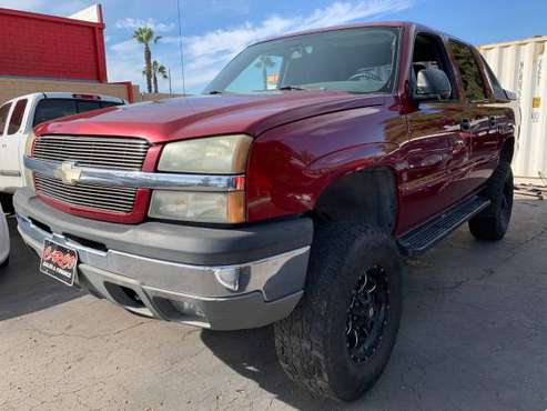 2004 Chevrolet Avalanche Pickup CLEAN TITLE! LIFTED! MUSEE SEE... for sale in Chula vista, CA