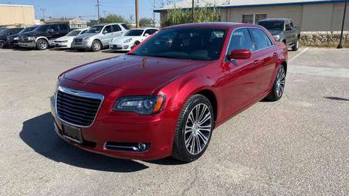 2013 Chrysler 300 S V6 RWD Loaded Beats CARFAX Burgundy - cars &... for sale in El Paso, TX