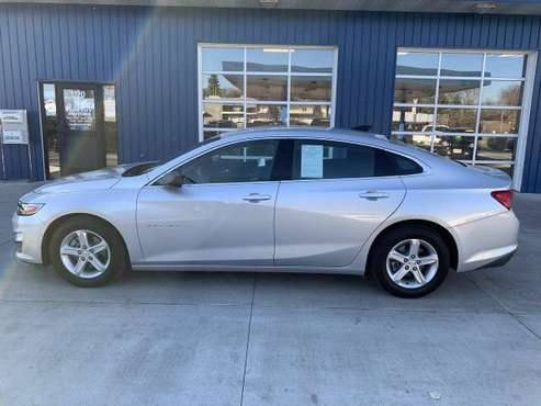 ★★★ 2020 Chevrolet Malibu / 11k Miles / $1600 DOWN! ★★★ - cars &... for sale in Grand Forks, ND