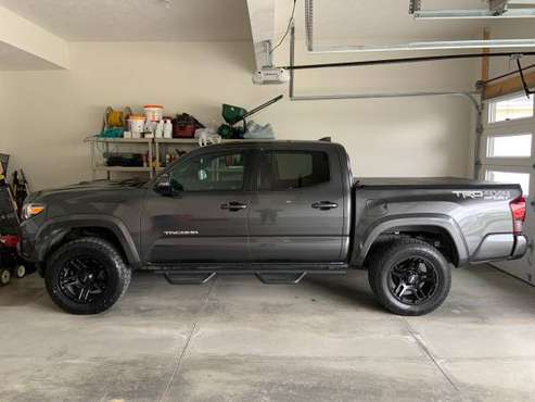 2018 Toyota Tacoma 4x4 for sale in Elkhorn, NE