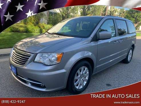 2014 Chrysler Town and Country Touring 4dr Mini Van for sale in Panorama City, CA