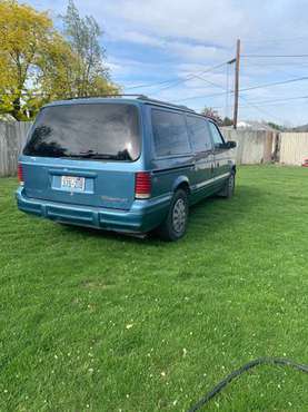 Plymouth Grand Voyager 1994 for sale in Grandview, WA