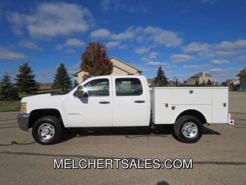 2009 CHEVROLET 2500HD CREW 6.0L RWD UTILTY NEW TIRES 89K MILES -... for sale in Neenah, WI