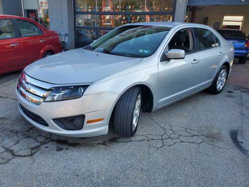 11 Ford Fusion SE Sedan - - by dealer - vehicle for sale in York, PA
