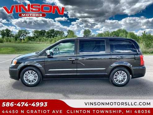 2016 Chrysler Town Country 4dr Wgn Touring-L Anniversary Edition -... for sale in Clinton Township, MI