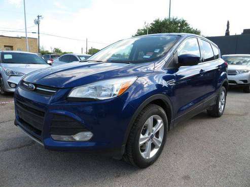 2013 FORD ESCAPE SE -EASY FINANCING AVAILABLE for sale in Richardson, TX