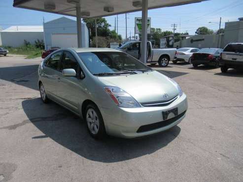 2007 Toyota Prius Base 4dr Hatchback - cars & trucks - by dealer -... for sale in Bloomington, IL