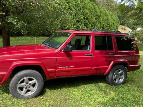1999 Jeep Cherokee Classic - cars & trucks - by owner - vehicle... for sale in Lenoir, NC
