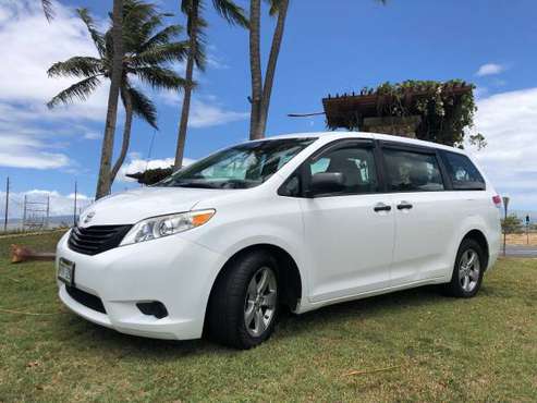 2013 Toyota Sienna LE 8PASS RCAM BLUETOOTH ROOF RAILS for sale in Kahului, HI