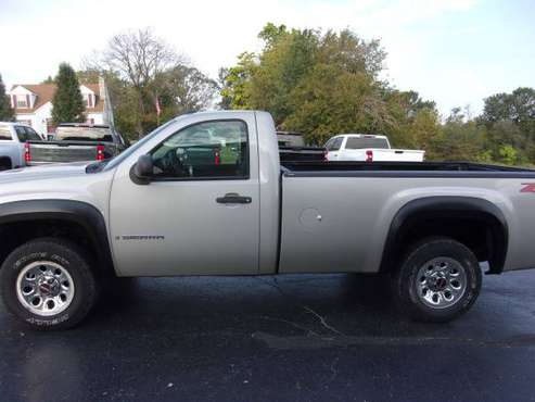 2008 GMC Regular Cab 4x4 for sale in Vienna, MO