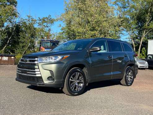2017 Toyota Highlander LE Plus AWD-SALE!! - cars & trucks - by... for sale in Schwenksville, PA