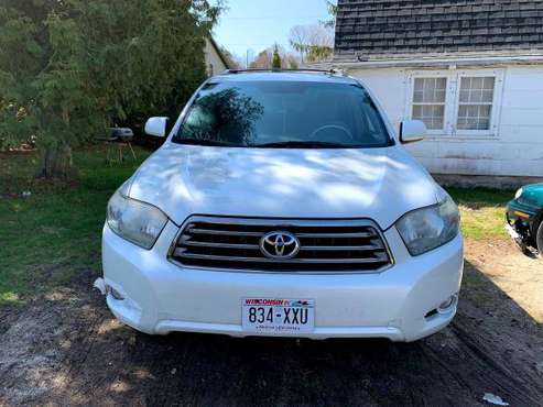 2008 Toyota Highlander - cars & trucks - by owner - vehicle... for sale in STURGEON BAY, WI