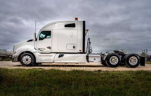 2017 KENWORTH T680 - cars & trucks - by owner - vehicle automotive... for sale in Fort Worth, TX