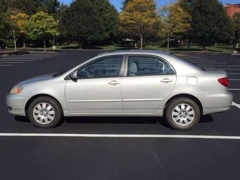 2004 Toyota Corolla LE - In GREAT Condition! for sale in Waltham, MA