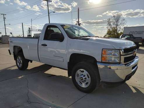 2013 CHEVY SILVERADO 2500HD REG CAB 4X4 - cars & trucks - by dealer... for sale in Decatur, IN