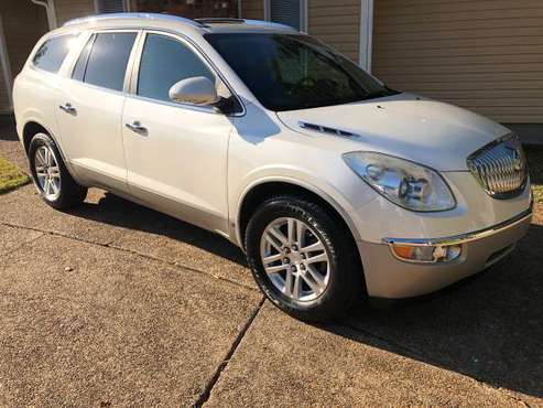 2009 Buick Enclave with 3rd Row! for sale in Memphis, TN