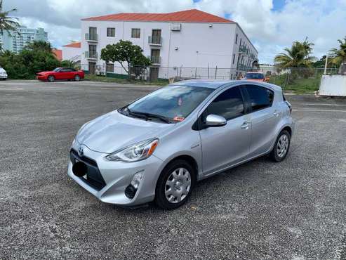 2015 TOYOTA PRIUS C (price negotiable) - cars & trucks - by owner for sale in U.S.
