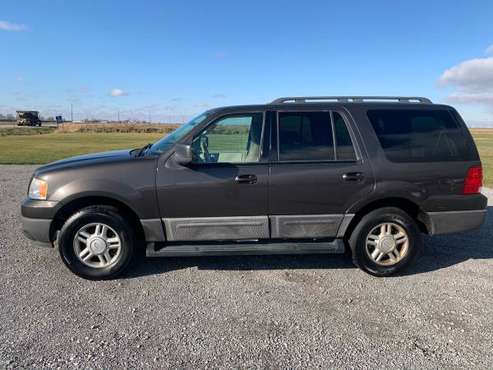 2006 Ford Expedition XLT 4x4 - cars & trucks - by owner - vehicle... for sale in Otterbein, IN